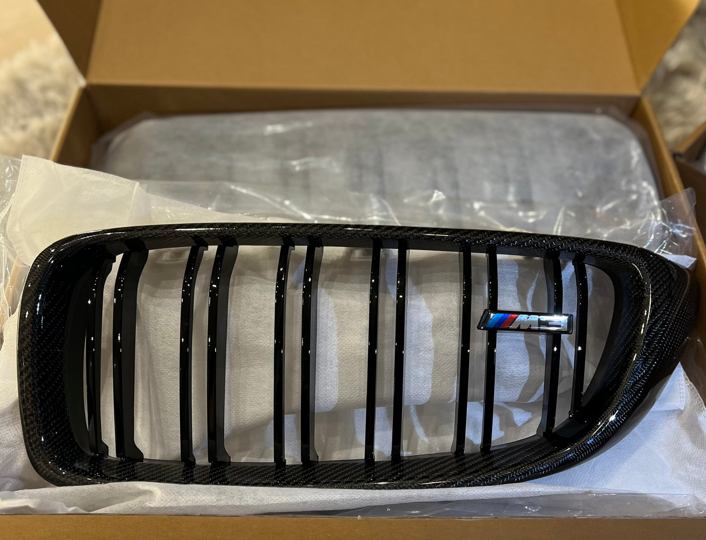 Bmw M3 Genuine Real Carbon Fibre Kidney Grilles With Badge Grill Emblem F80